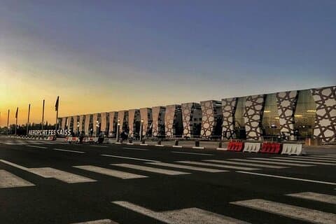 Trasferimenti privati da Fez all'aeroporto di Fez Saiss (porta a porta)