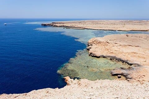 Ras Mohamed Nature Reserve Snorkeltur m/ White Island med yacht