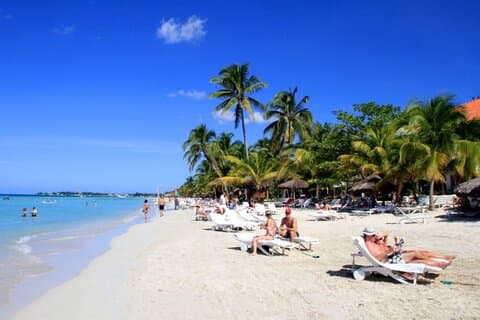 Privé Negril-dagtrip naar Seven Miles Beach en Rick's Cafe vanuit Runaway Bay