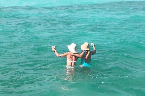 Marathon: Local Sandbar Escape