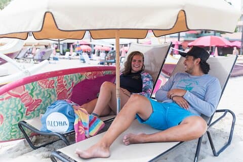 Strandparaply och stolsuthyrning