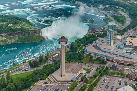 Séjour VIP de 2 jours à Toronto, avec les chutes du Niagara et les Mille-Îles