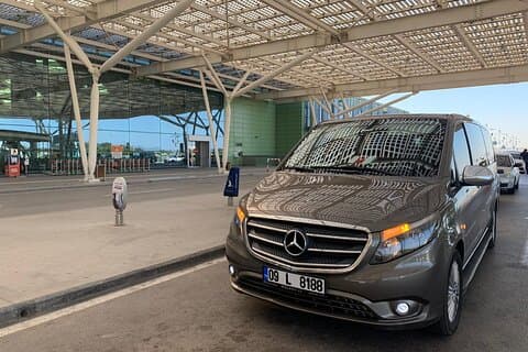 Aeropuerto de Izmir - Traslado privado a Kusadasi