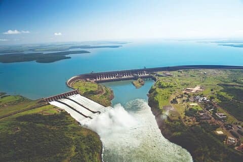 Halvdags privat Itaipu-demning og biologisk tilfluktstur