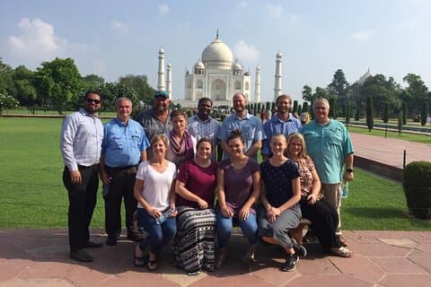 All Inclusive – Private Taj Mahal-Tour am selben Tag mit dem Auto ab Delhi