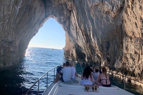 Croisière privée à Capri et sur la côte amalfitaine depuis Sorrente ou Capri - yacht 50'
