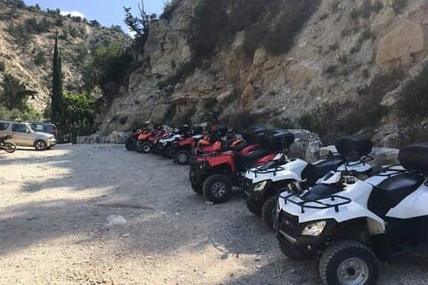 Pomeriggio tour di 2 ore alle cascate di Adone solo !!!