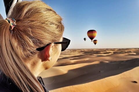 Visite guidée en montgolfière de Dubaï au lever du soleil
