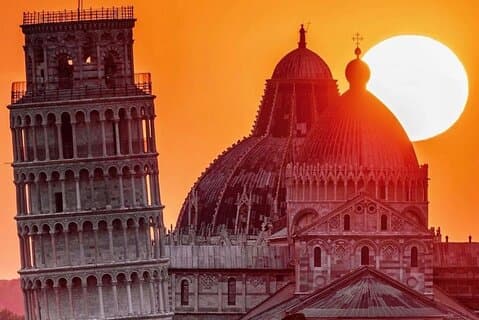 Excursão privada de um dia em torno de Pisa e Lucca a partir de Florença