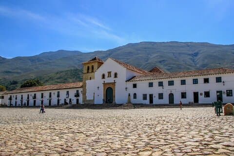 Villa de Leyva pernoctando et 1 Garniture