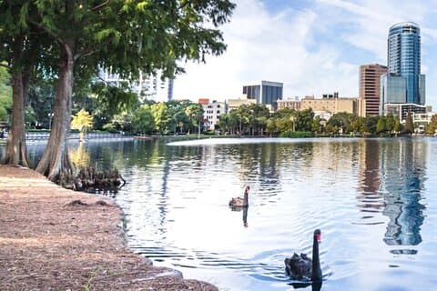 Selvguidet Walking Audio Tour rundt om Lake Eola i Orlando