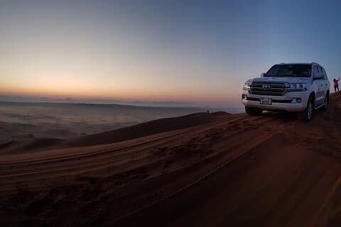 Dubai Sunrise Red Dunes Safari - (Visite privée)