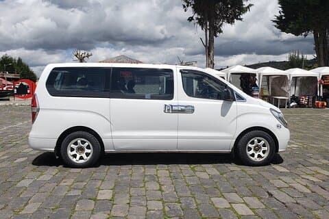 Quito Airport ↔ Quito Hotels Private Transfer Service