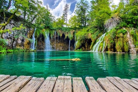 Zagreb to Split via Plitvice Lakes private transfer or vice versa