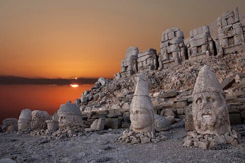 Excursão ao sudeste da Anatólia (Nemrut, Gobeklitepe, Zeugma)