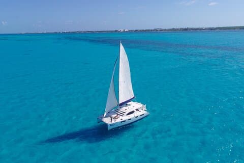 Cozumel Luxury Seiling & Snorkeling Cruise Experience