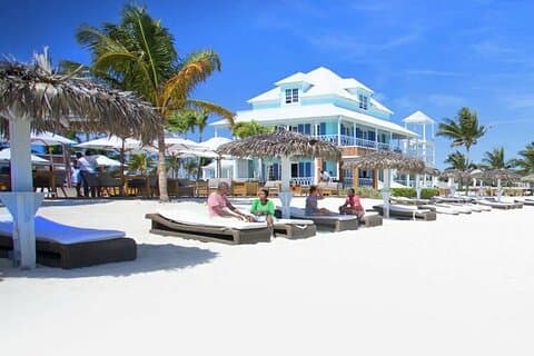 Retour luchthaven (LPIA) naar Palm Cay Resorts, Yamacraw Road, Eastern Road