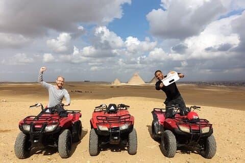 Quad Bike Ride presso The Pyramids Of Giza