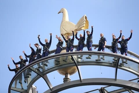Der Dare Skywalk Aufstieg