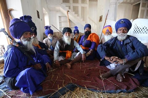 Jornada Divina: excursão de Amritsar a Anandpur Sahib Gurudwara