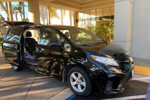 【Japanese Driver Commitment】 Anaheim to Los Angeles Airport Transfer We provide Japanese hospitality and security.