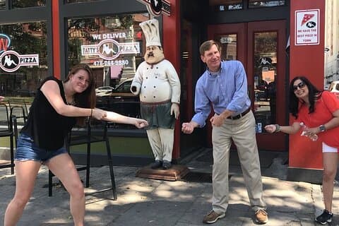 Delta i en rolig scavengerjakt i Nashville av Crazy Dash
