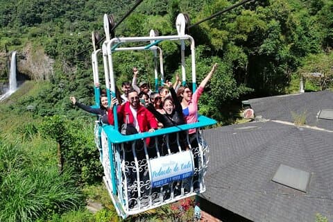 Quilotoa-Baños 2-Day Tour Including All Activities