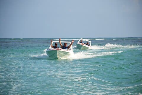 Speedbådssejlads med snorkeloplevelse i Punta Cana