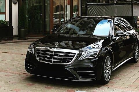 Arrival Private Transfer: Dulles Airport IAD to Washington in Luxury Car