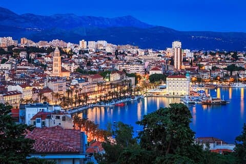 Transfer Dubrovnik > Korcula / Makarska / Split / Sibenik / Zadar / Zagreb etc