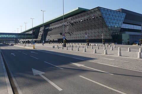 Krakow Balice Airport Transfer: Private Round Trip