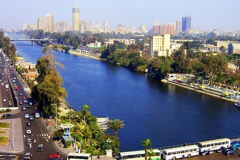 Tour de medio día por el centro de El Cairo con cena egipcia