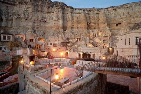 Circuit de 3 jours / 2 nuits d'Istanbul à la Cappadoce dans un CAVE HOTEL