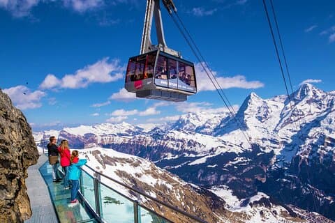 Liten gruppetur til Schilthorn og Interlaken fra Zürich (KTZ362)