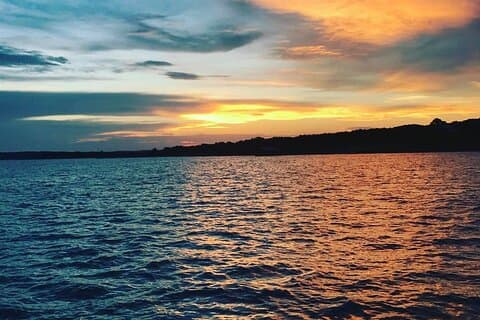 Tour pubblico al tramonto del lago Travis, BYOB