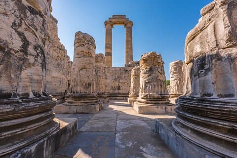 Tour di Priene Miletos Didyma (PMD) dal porto / hotel di Kusadasi