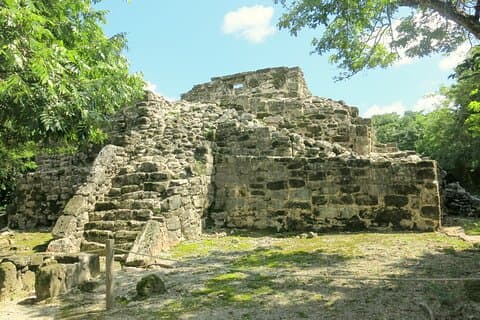 Ruinas mayas de Cozumel y descanso en la playa