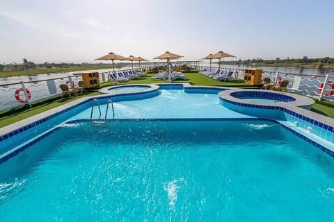 Amazing 4 Days Nile Cruise Luxor,Aswan.Abu Simbel with sleeping Train from Cairo