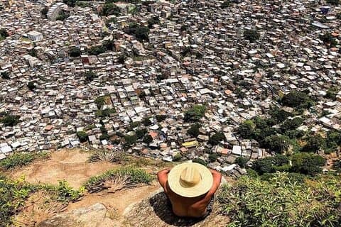 Vandra Two Brothers Hill och Vidigal Favela (delad grupp)
