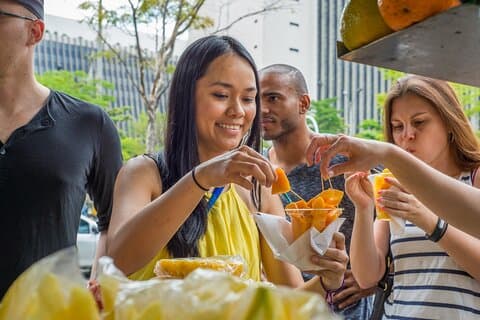 Visite privée de cuisine de rue, mangez comme un local à Medellin !