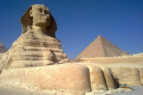 Tour privado de día completo a las pirámides de Giza y Saqqara y memphis con recogida