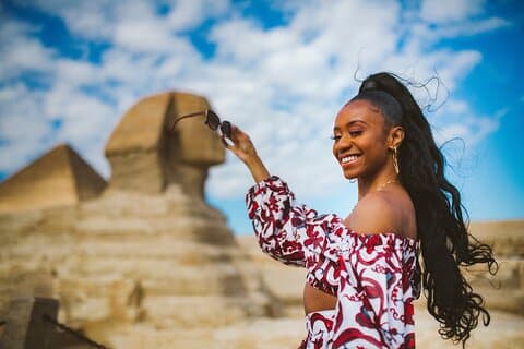 1 Hour Photoshoot at Pyramids of Giza with Instgram Style