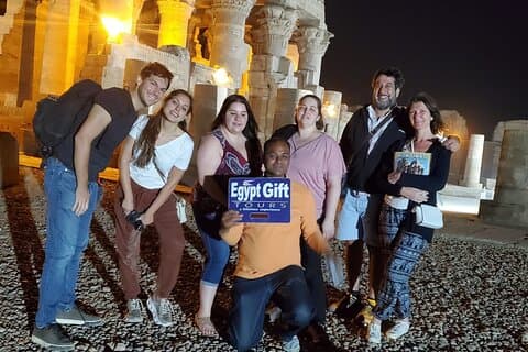 Incredibile crociera di 2 notti da Assuan a Luxor, inclusi tour e mongolfiera