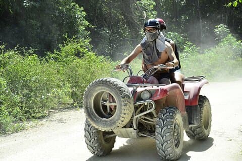 ATV-Abenteuer, Schwimmen in Cenotes und Besuch der Stätte von Tulum