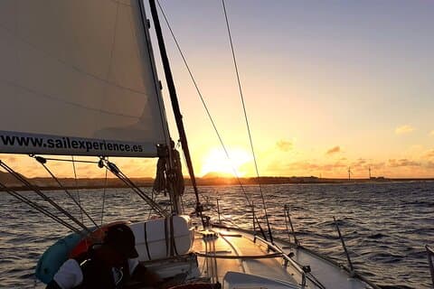 Privé zeiltocht bij zonsondergang vanuit Corralejo Fuerteventura 3 uur