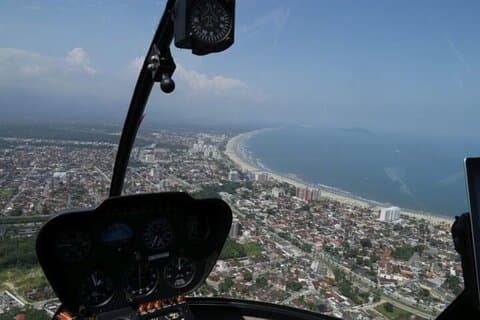 Privat helikoptertur med romantisk lunch i strandstaden Guarujá