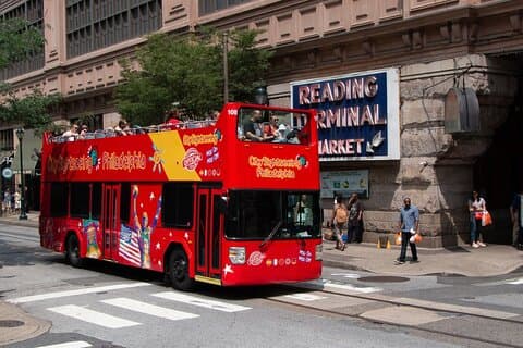 City Sightseeing Philadelphia HOHO Bus Tour + extras reserváveis