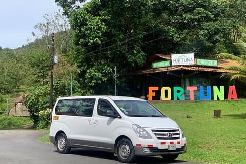 San Jose Airport to La Fortuna Private VIP Transfer