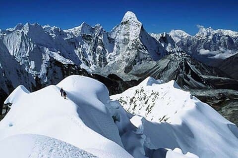 Everest Base Camp med Island Peak