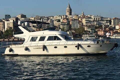 Istanbul Private Yacht Tour - 2 Hours